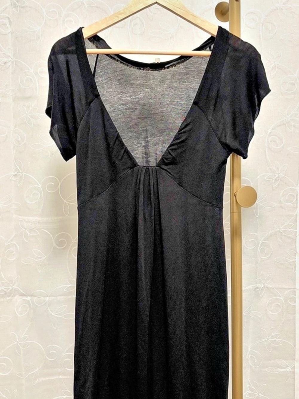 Wilfred Black Dress Size Small - small holes in fabric